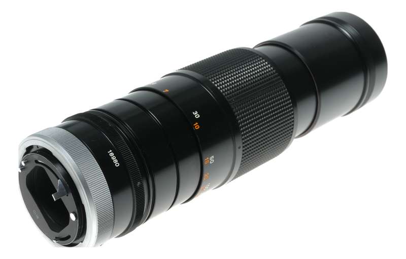 Canon FD 300mm 1:5.6 35mm Film Camera Tele Lens Caps Case