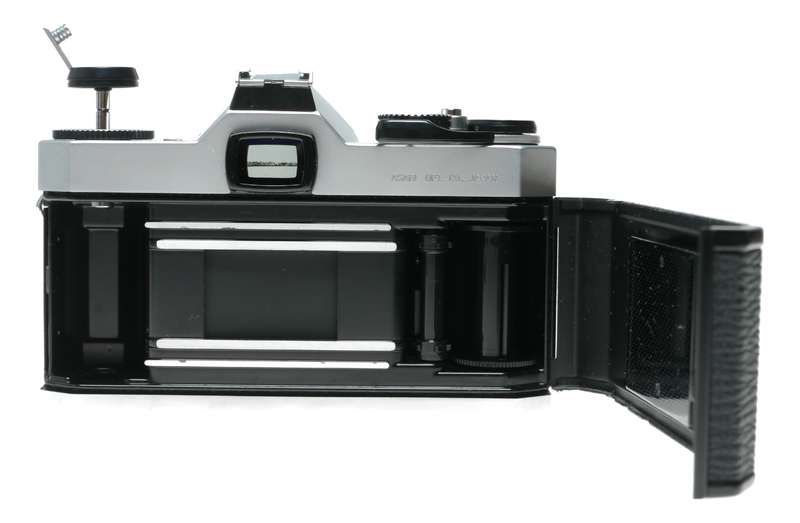 Pentax KM 35mm Film SLR Camera SMC M 1:1.7 50mm in Case