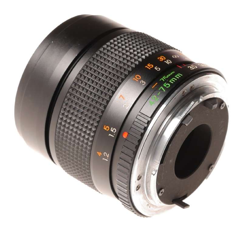 YASHICA ML Zoom lens 42-75mm Yashica Contax mount