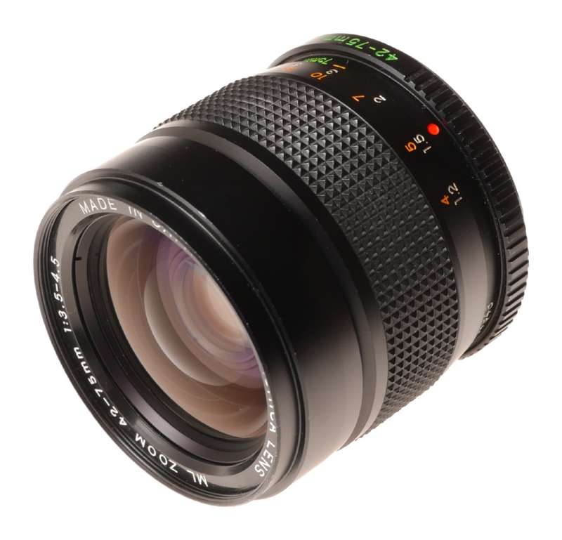 YASHICA ML Zoom lens 42-75mm Yashica Contax mount