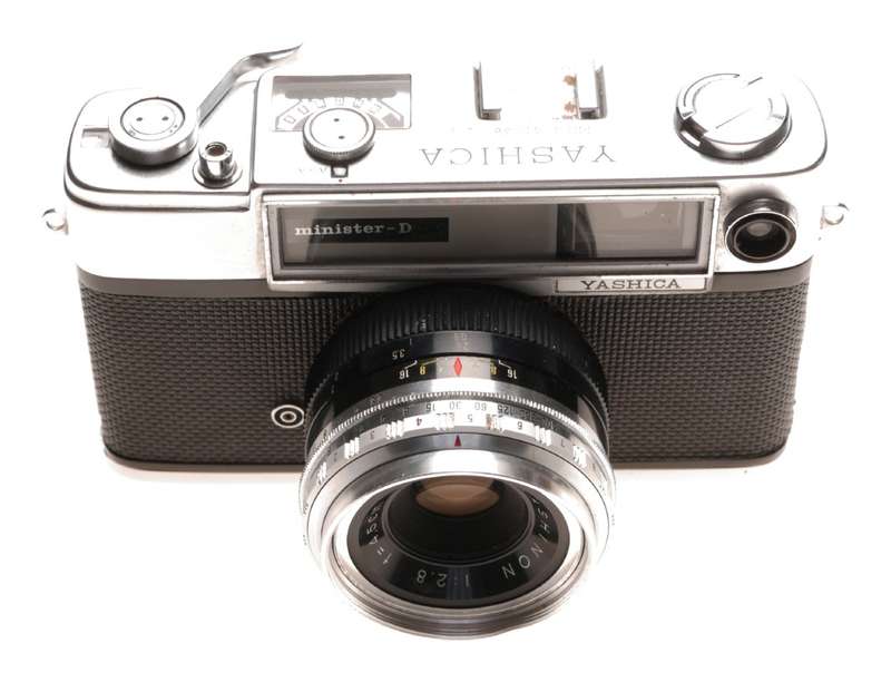Yashica Minster-D Yashinon 1:2.8 f=45mm classic camera cased