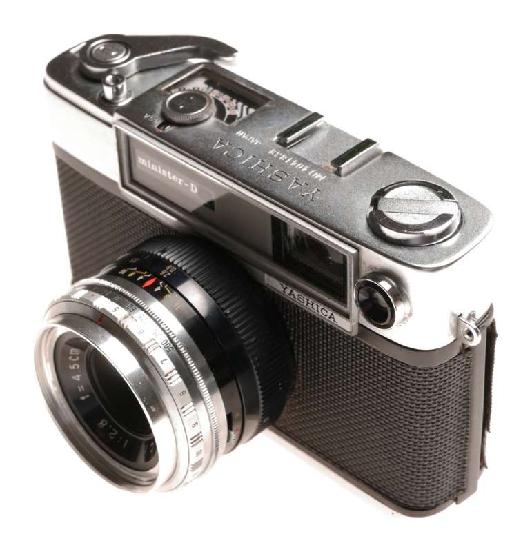 Yashica Minster-D Yashinon 1:2.8 f=45mm classic camera cased