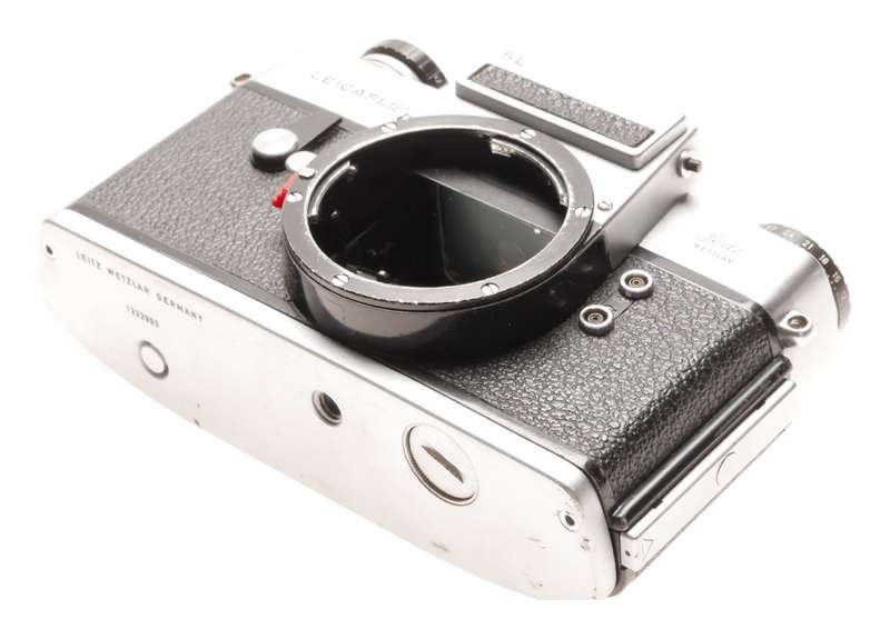 Leicaflex SL Black and Chrome 35mm film camera body only