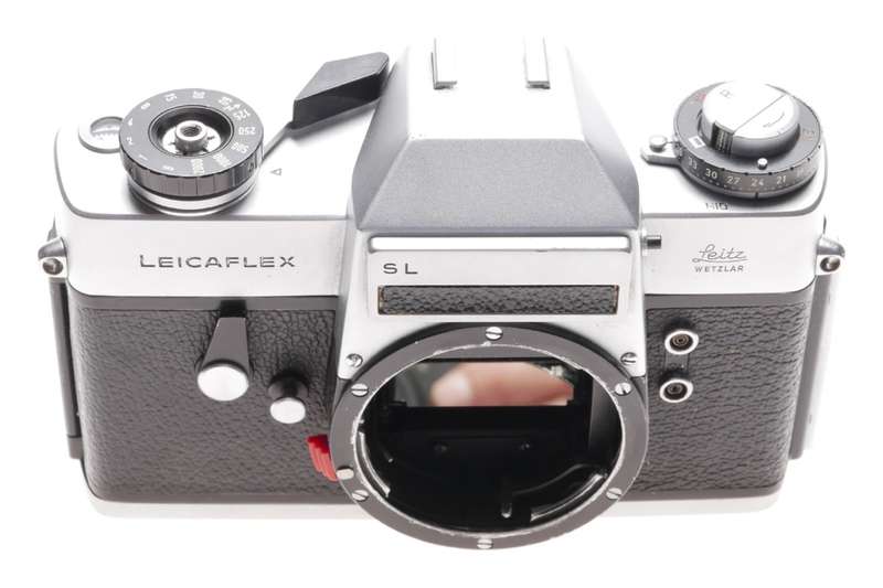 Leicaflex SL Black and Chrome 35mm film camera body only
