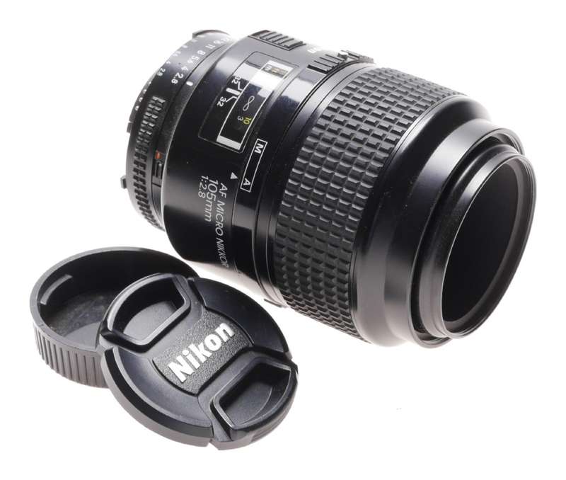 Nikon AF Micro Nikkor 105mm 1:2.8 Zoom SLR camera lens - Nikon