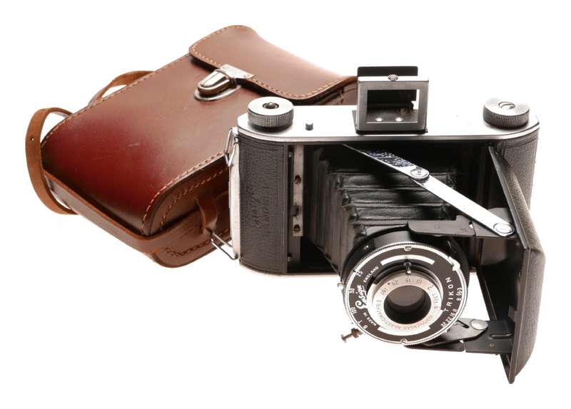Ensign medium format folding film camera Anastigmat lens