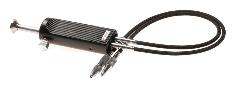 Pentax double release cable for close focus macro bellows