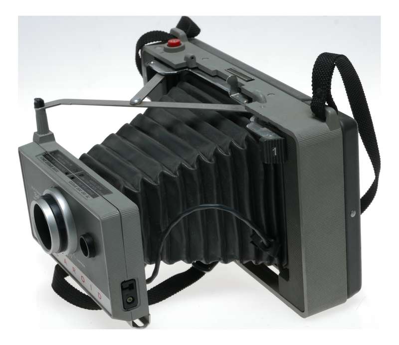 Automatic 340 Polaroid Land Camera antique instant retro