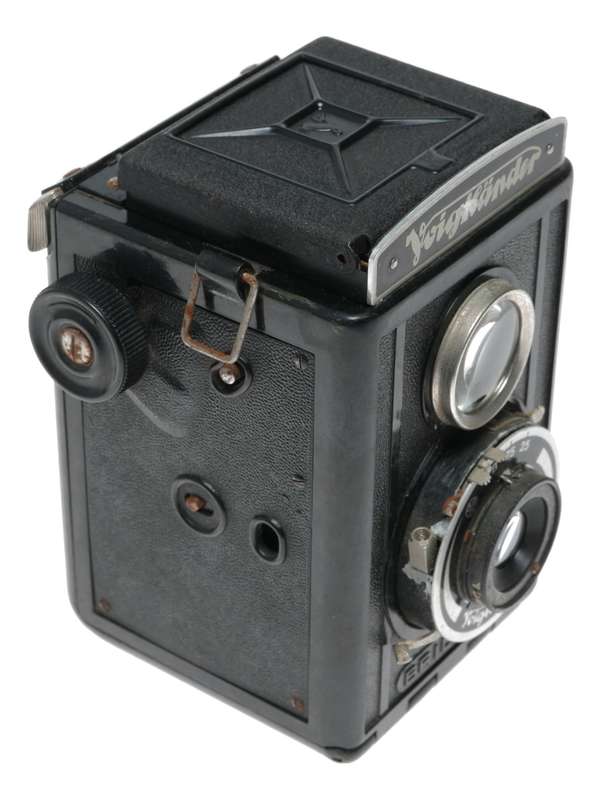 Voigtlander Brilliant TLR 120 vintage film camera bakelite
