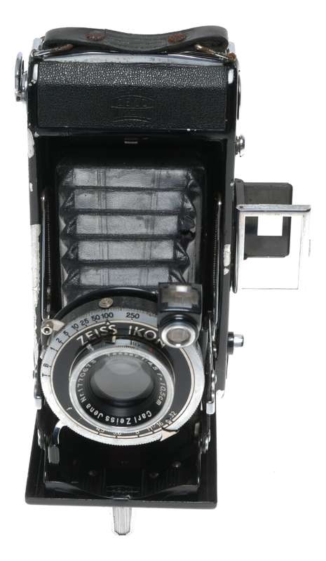 Zeiss Ikonta Folding camera 120 film vintage Jena Tessar 4.5/105mm lens