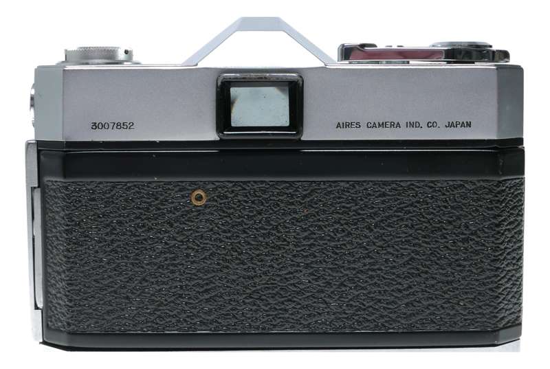 Aires Penta 35 film camera Q Coral 2.8 f=5cm case and cap film