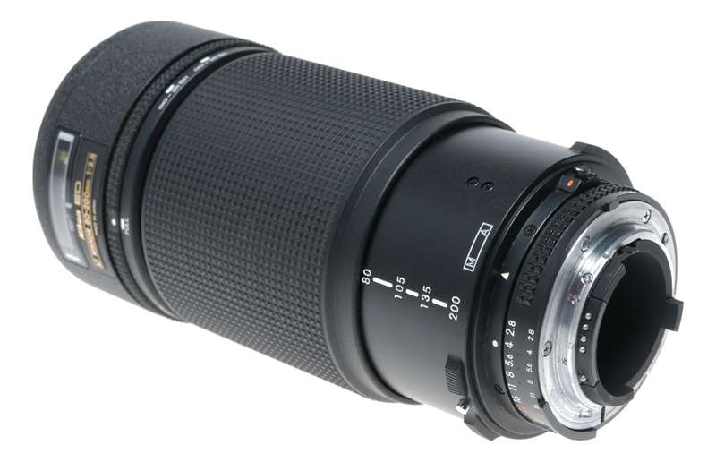 Nikon ED AF Nikkor 80-200mm 1:2.8 SLR Zoom lens caps cased