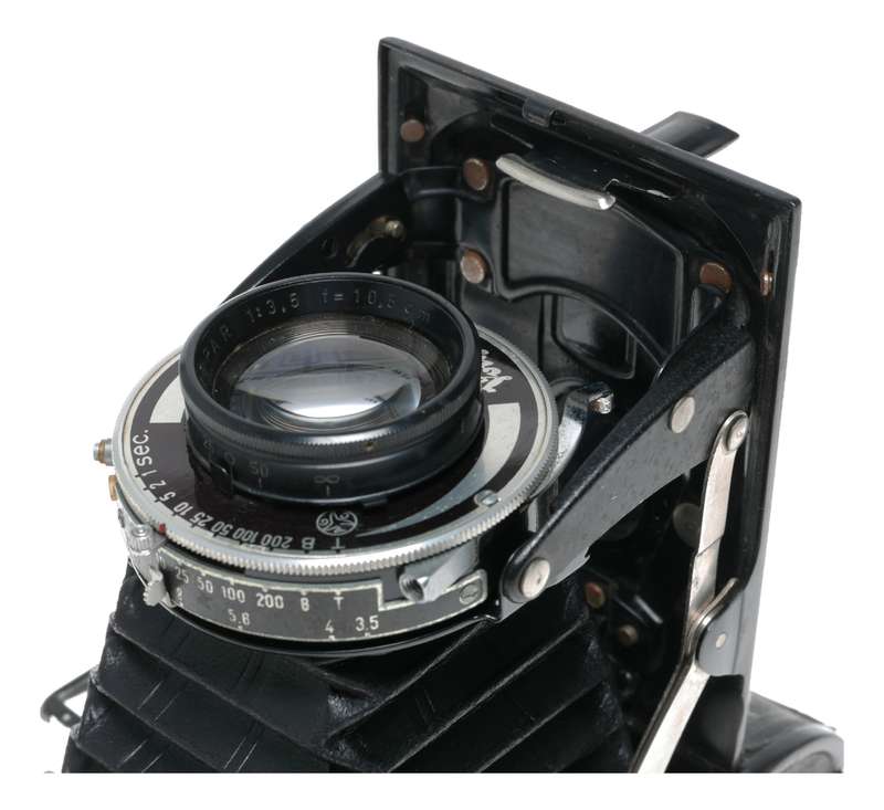 Voigtlander Bessa Medium format film camera 3.5/105mm Skopar