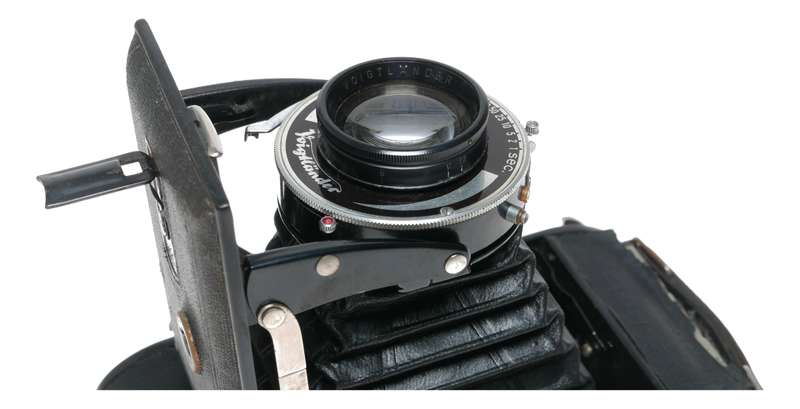 Voigtlander Bessa Medium format film camera 3.5/105mm Skopar