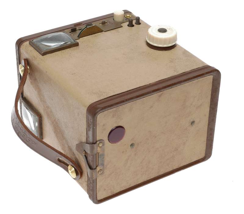 Model F kodak Brownie 6-20 with flash contacts square box camera