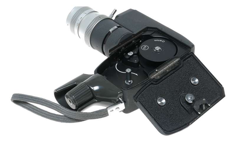 Canon Reflex zoom lens C-8 8mm Move retro camera