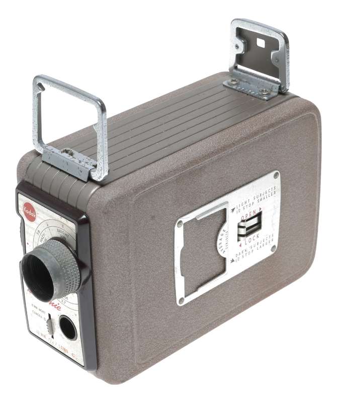 Kodak Brownie 13mm retro antique movie camera single lens