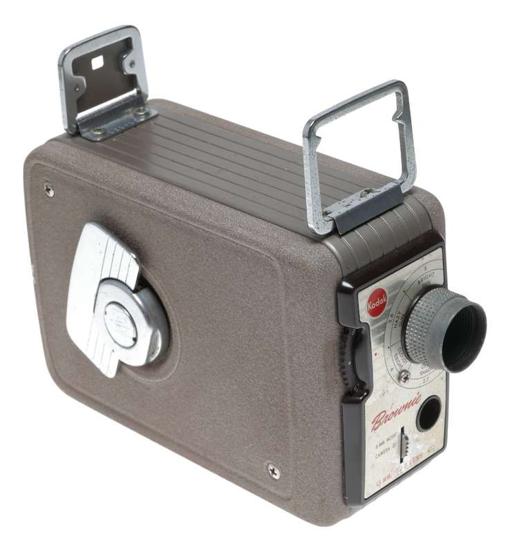 Kodak Brownie 13mm retro antique movie camera single lens