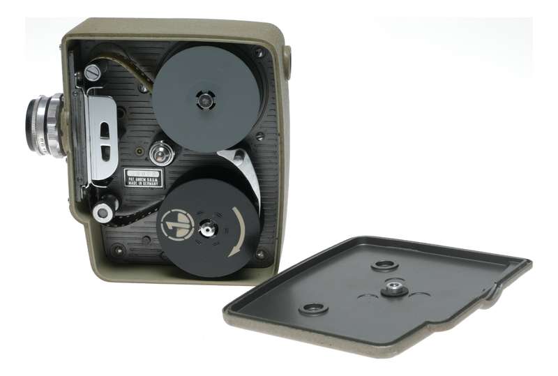 Cima D8 compact 8mm antique hand held motion picture film camera