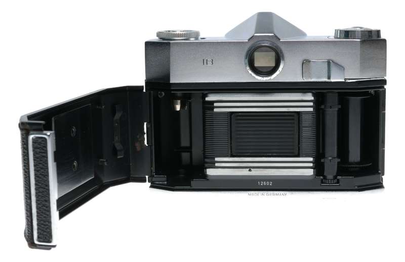 Paxette Reflex Braun SLR vintage camera Enna 2.8/50 Ultralit