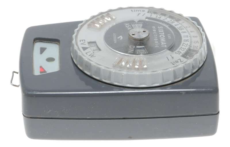 cds SIXTOMAT electronic light exposure meter hand held