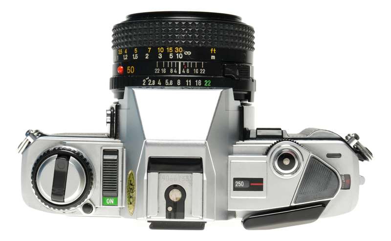 Minolta X-300 SLR vintage film camera MD Rokkor-X 50mm 1.7 set