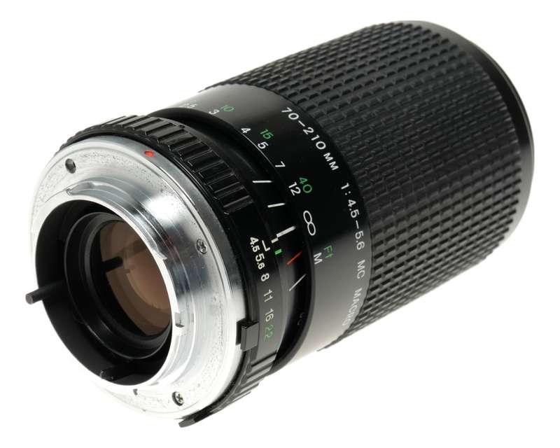 Cosina 70-210mm 1:4.5-5.6 MC Macro Zoom vintage lens