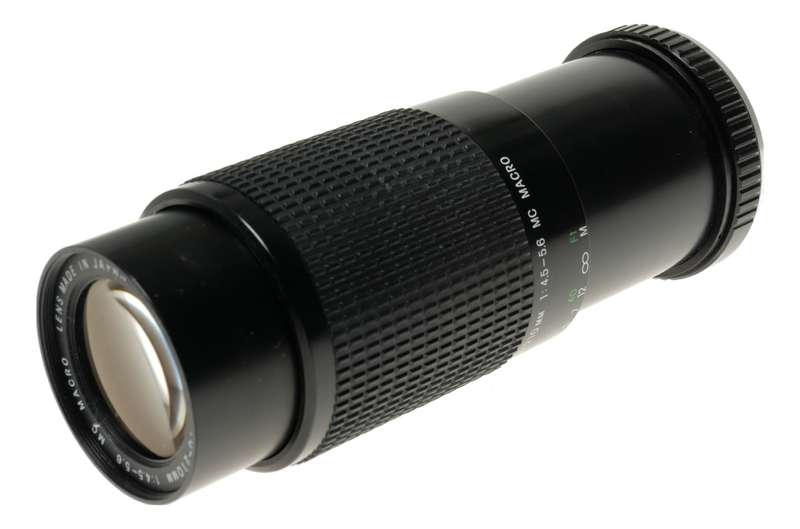 Cosina 70-210mm 1:4.5-5.6 MC Macro Zoom vintage lens