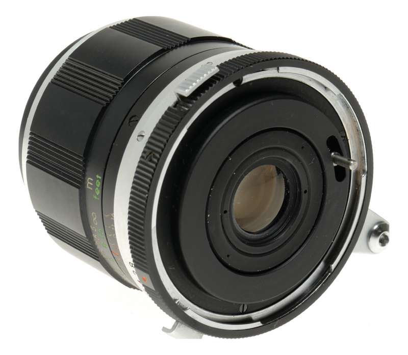 Miranda SLR Vintage lens Auto 1:2.8 f=28mm Wide angle optics