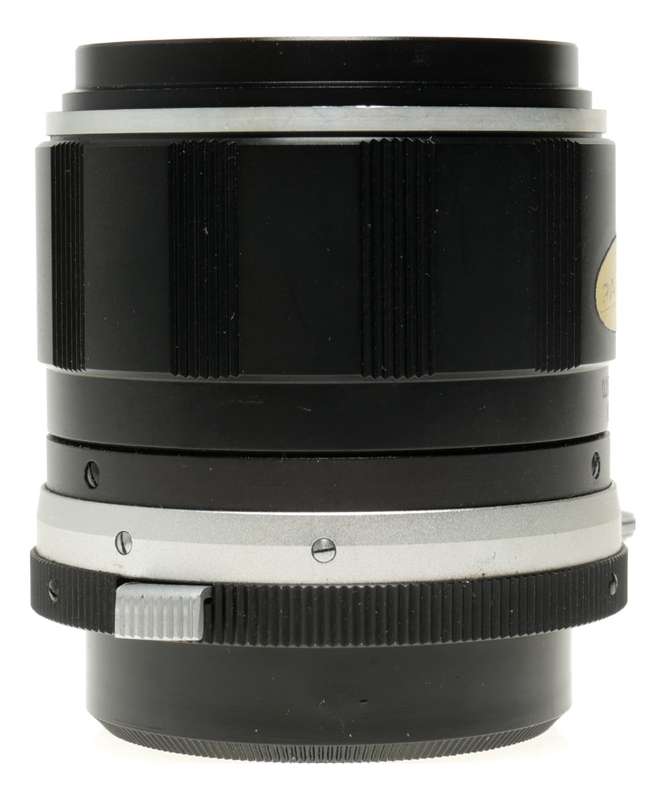 Miranda SLR Vintage lens Auto 1:2.8 f=28mm Wide angle optics