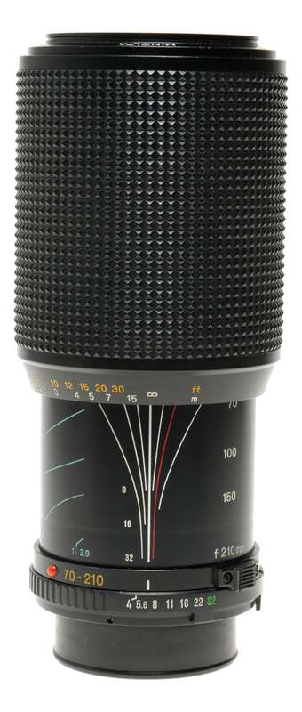 Minolta MD Zoom 70-210mm 1:4 SLR retro vintage optics