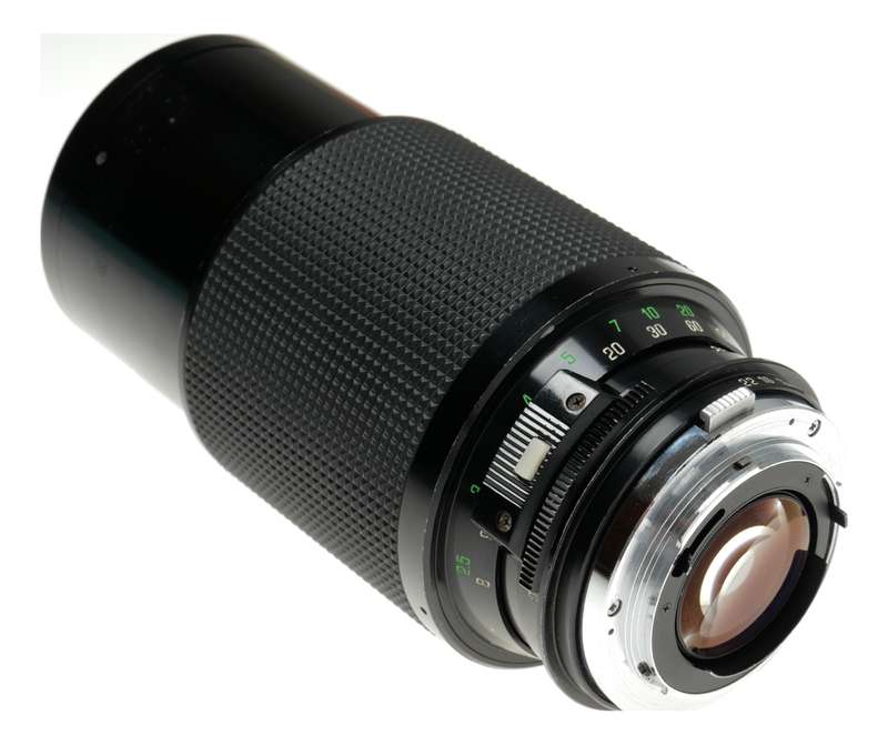 Vivitar Series 1 lens Zoom 70-210mm Macro Focussing Auto VMC