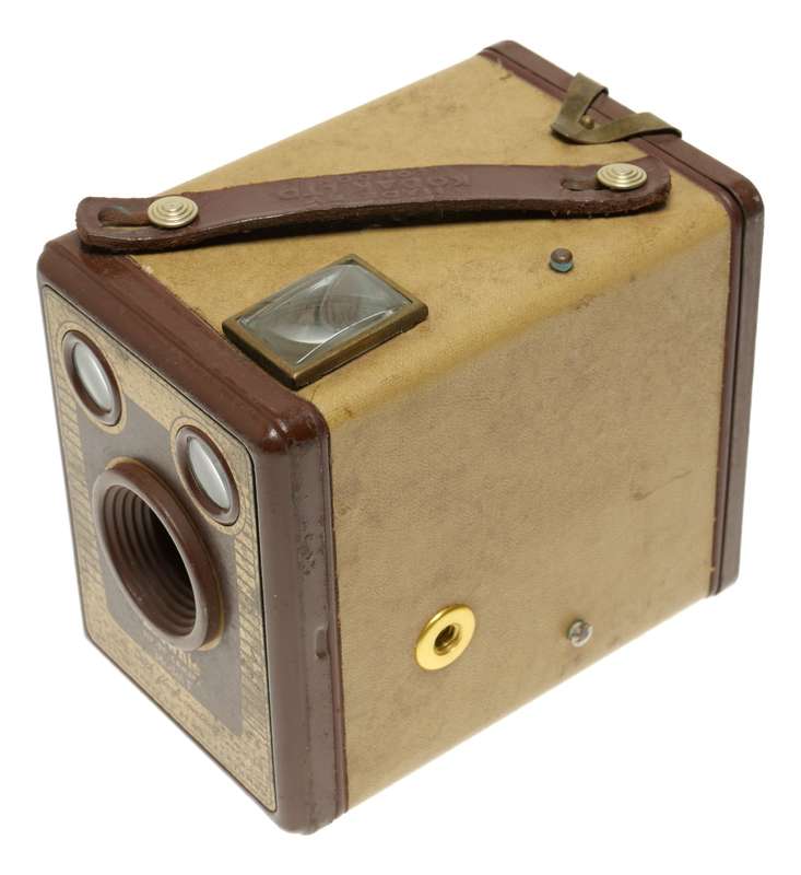 Brownie Six-20 Camera Model F with flash contact Kodak