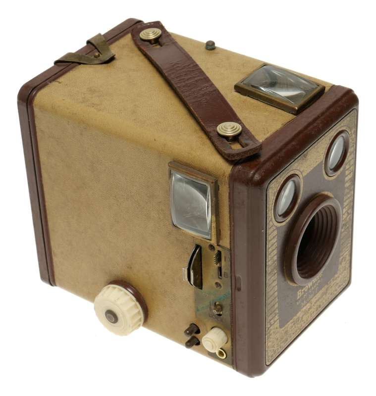 Brownie Six-20 Camera Model F with flash contact Kodak