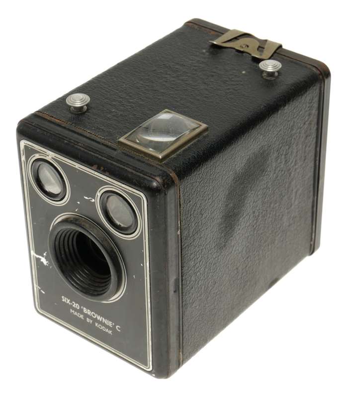 Six-20 Brownie C antique medium format box camera Kodak