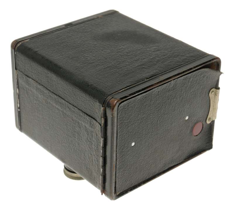 Six-20 Brownie C antique medium format box camera Kodak