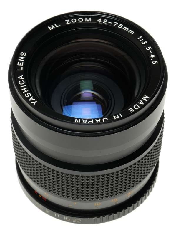 Yashica lens ML Zoom 42-75mm 1:3.5-4.5 SLR vintage film lens