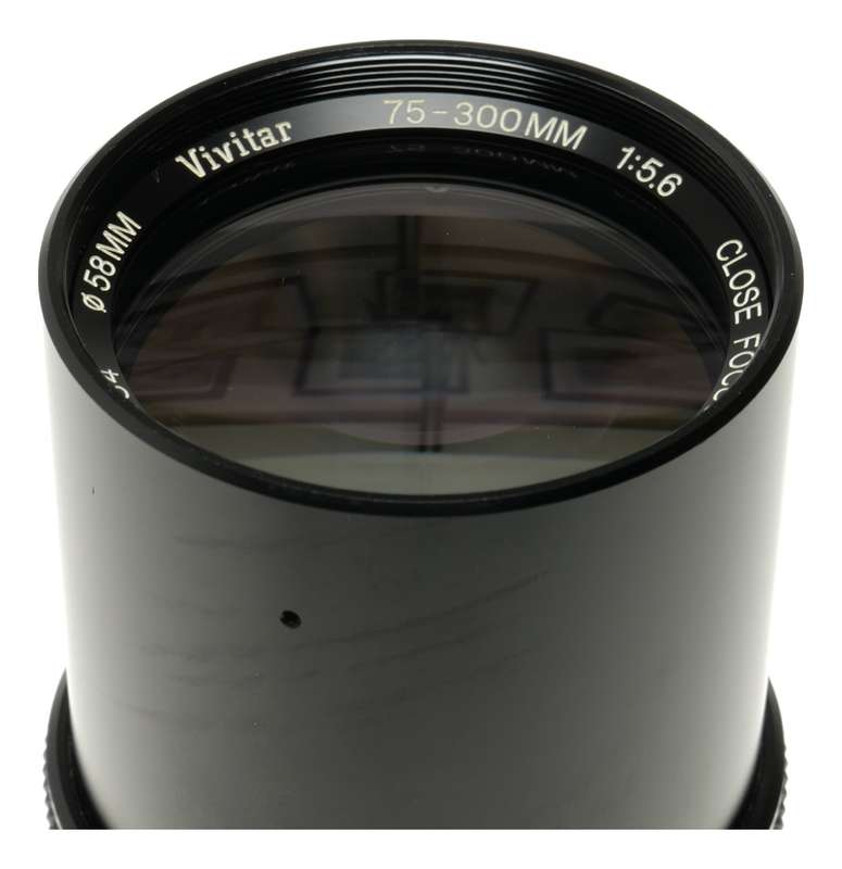 Vivitar 75-300mm 1:5.6 MC Close Focussing Zoom lens vintage M/MD
