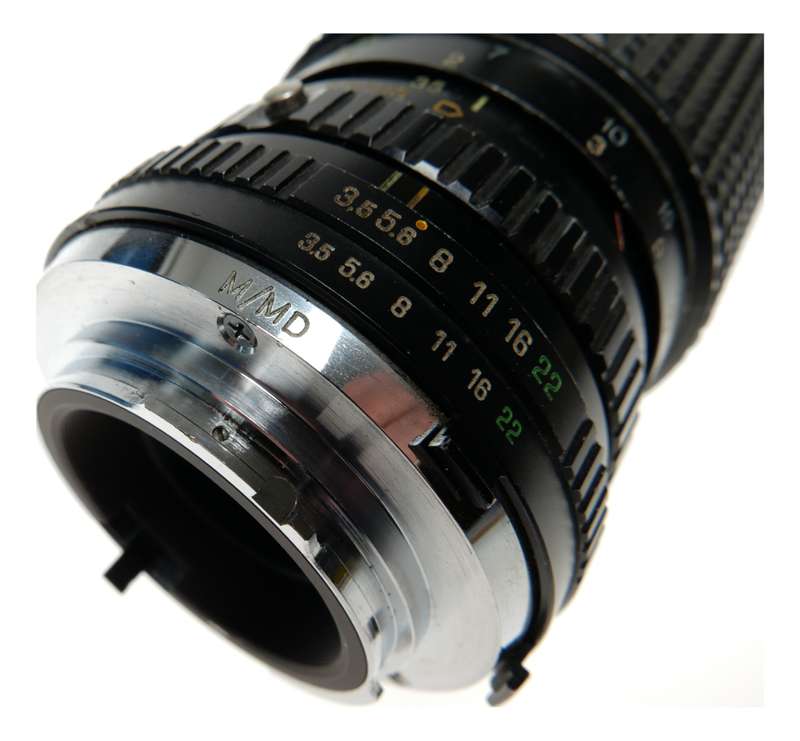 M/D Minolta SLR camera lens mount RMC Tokina 35-105mm Zoom