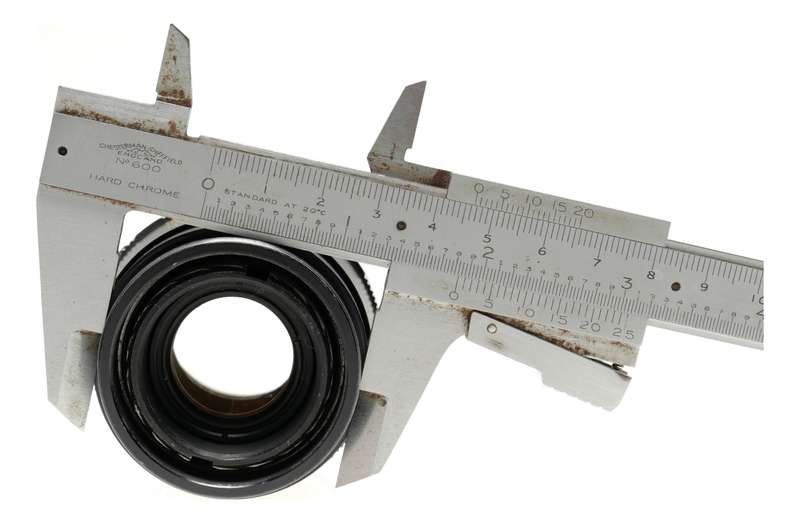 Tokina 1:3.5 f=135mm Tokyo 48mm screw mount vintage lens
