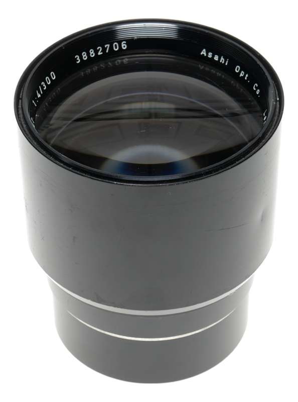 Pentax Super Takumar 1:4/300 mm front lens element f=300mm