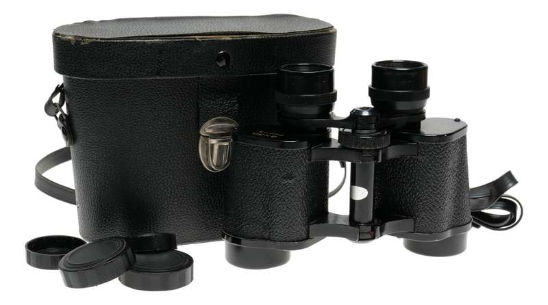 Bisley Delux 8x30 Binoculars cased caps strap complete set