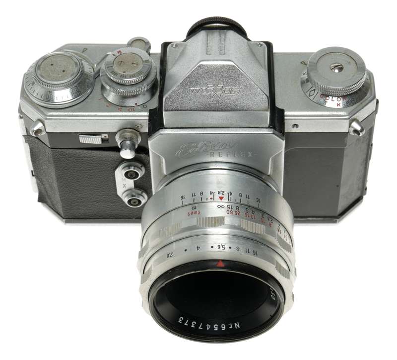Edixa 35mm SLR film camera Jena 2.8/50mm prime lens