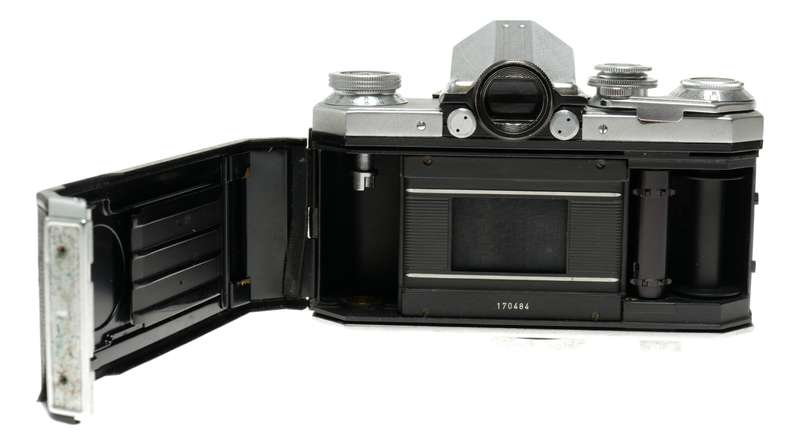 Edixa 35mm SLR film camera Jena 2.8/50mm prime lens