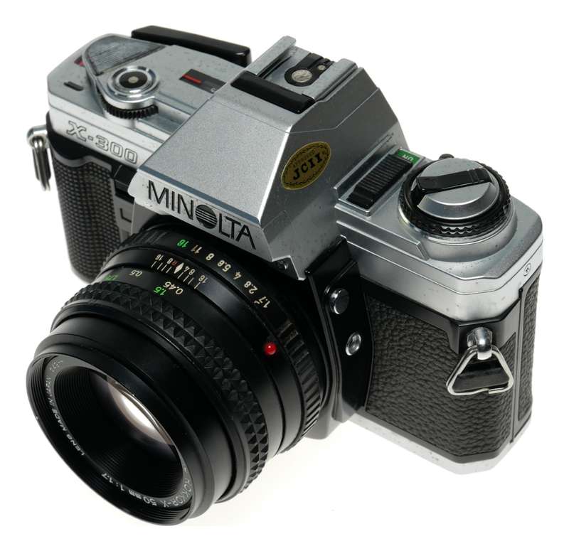 Minolta X-300 SLR vintage film camera MD Rokkor-X 50mm 1.7 lens