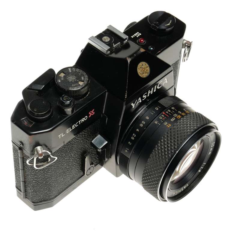 TL Electro X Yashica ITS with YASHINON DS-M 50mm f1.4