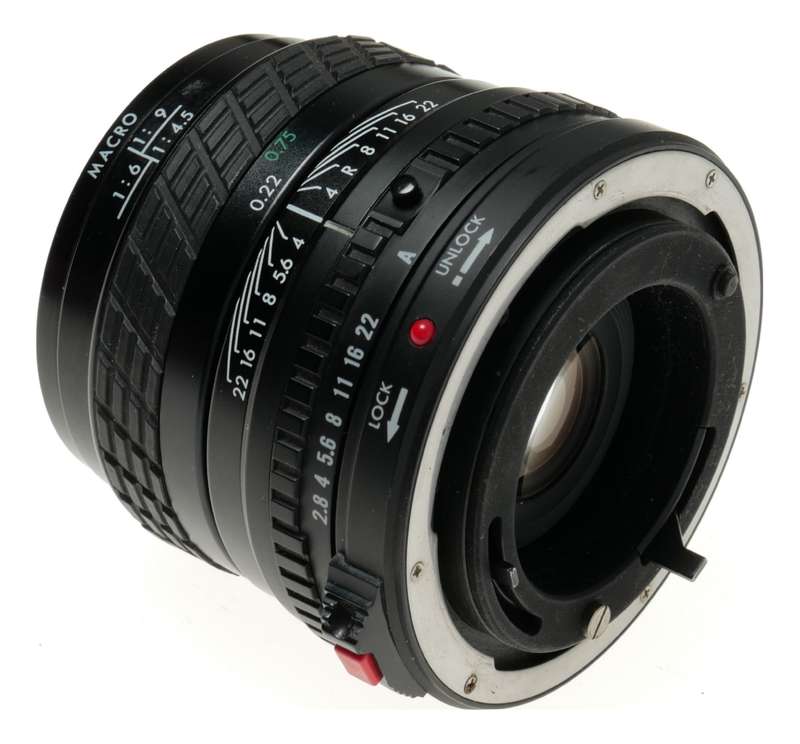 Sigma Mini-Wide II SLR camera lens FD mount 2.8/28 mm wide angle