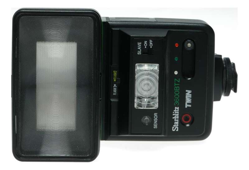 Starblitz 3600BTZ Twin Light Speedlight Swivel Camera Flash