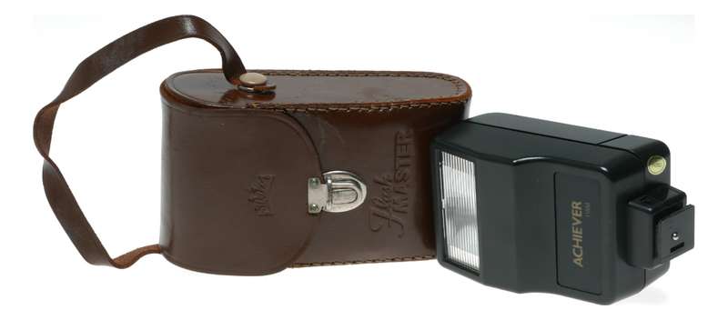 Achiever 115M Compact Shoe Mount Camera Flash