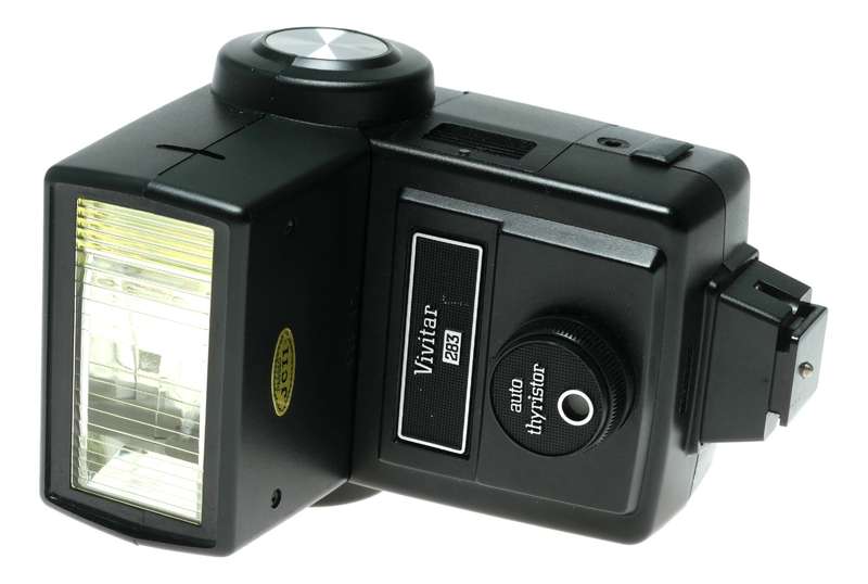 Vivitar Auto Thyristor 283 Electronic Hot Shoe Swivel Head Camera Flash